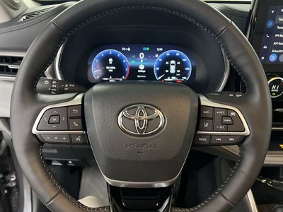 2024 Toyota Highlander Platinum