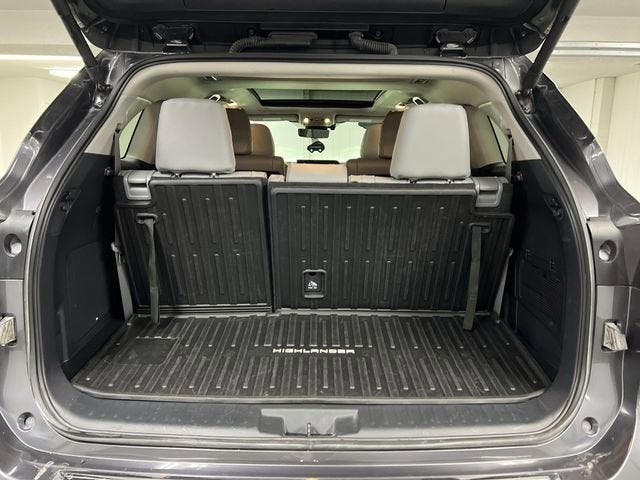 2024 Toyota Highlander Platinum