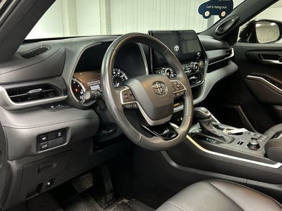 2024 Toyota Highlander XSE