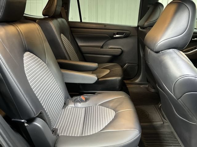 2024 Toyota Highlander XSE