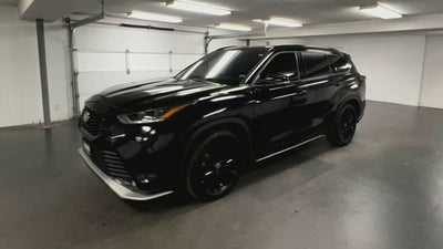 2024 Toyota Highlander XSE