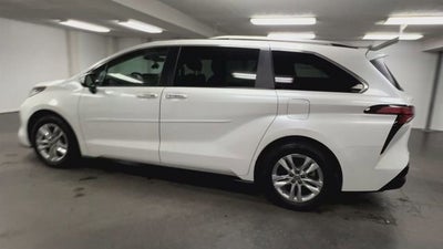 2024 Toyota Sienna Limited