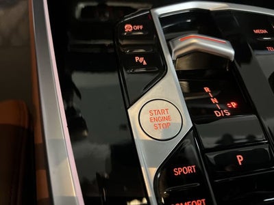 2024 BMW X7 M60i