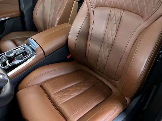 2024 BMW X7 M60i