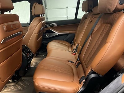 2024 BMW X7 M60i