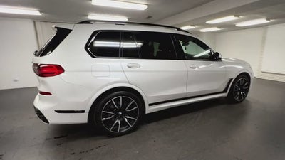 2022 BMW X7 xDrive40i