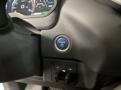 2023 Toyota Sequoia SR5