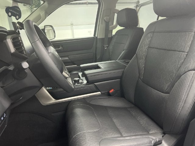 2023 Toyota Sequoia SR5