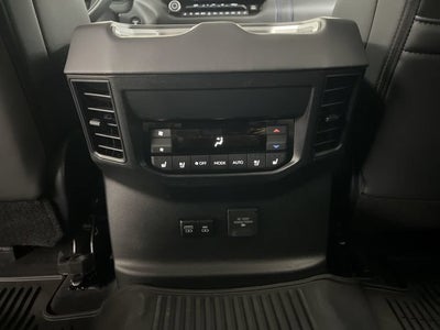 2025 Toyota Sequoia Platinum
