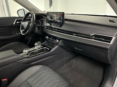 2025 Mitsubishi Outlander SEL