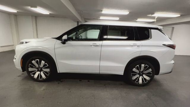 2025 Mitsubishi Outlander SEL