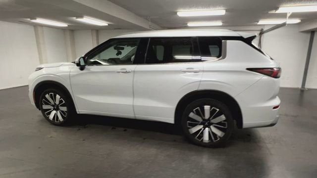 2025 Mitsubishi Outlander SEL