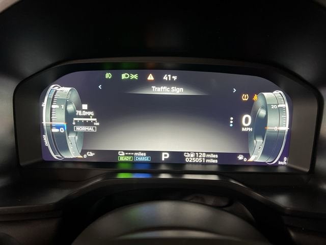 2024 Mitsubishi Outlander Plug-In Hybrid SE