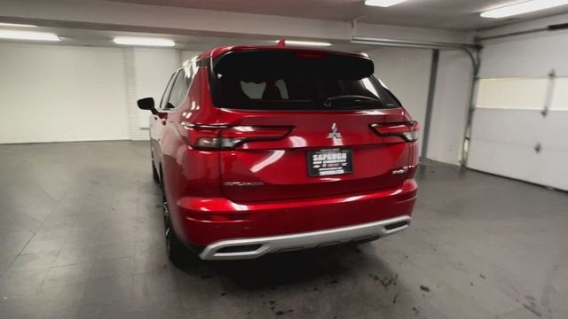 2024 Mitsubishi Outlander Plug-In Hybrid SE