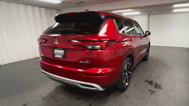 2024 Mitsubishi Outlander Plug-In Hybrid SE