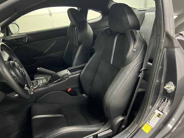 2025 Toyota GR86 Premium
