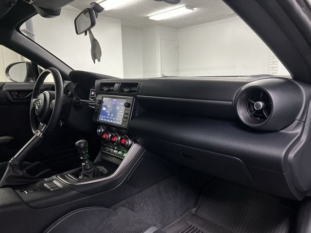 2025 Toyota GR86 Premium