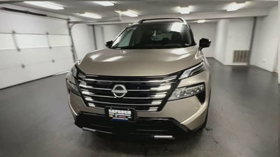 2025 Nissan Rogue Platinum FWD