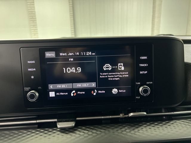 2023 Kia Carnival LX