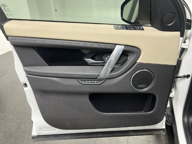 2022 Land Rover Discovery Sport SE