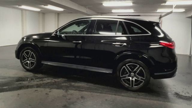 2023 Mercedes-Benz GLC GLC 300 - Photo 6