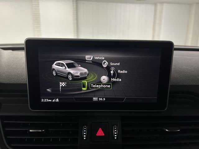 2020 Audi Q5 Titanium Premium Plus