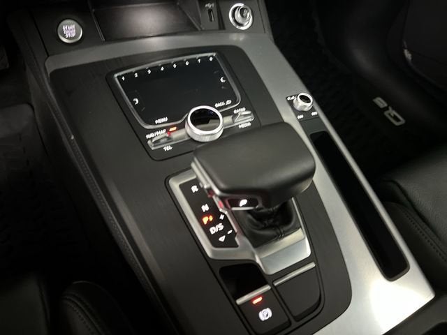 2020 Audi Q5 Titanium Premium Plus