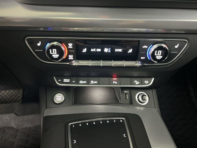 2020 Audi Q5 Titanium Premium Plus