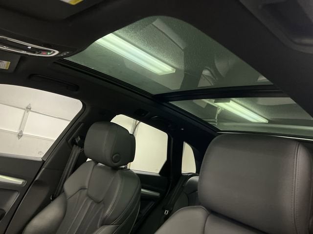 2020 Audi Q5 Titanium Premium Plus