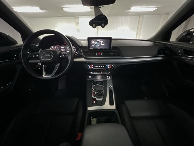 2020 Audi Q5 Titanium Premium Plus