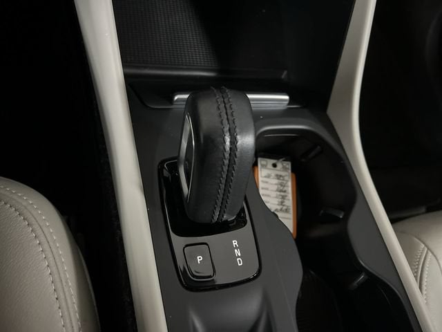 2021 Volvo XC40 T5 Momentum